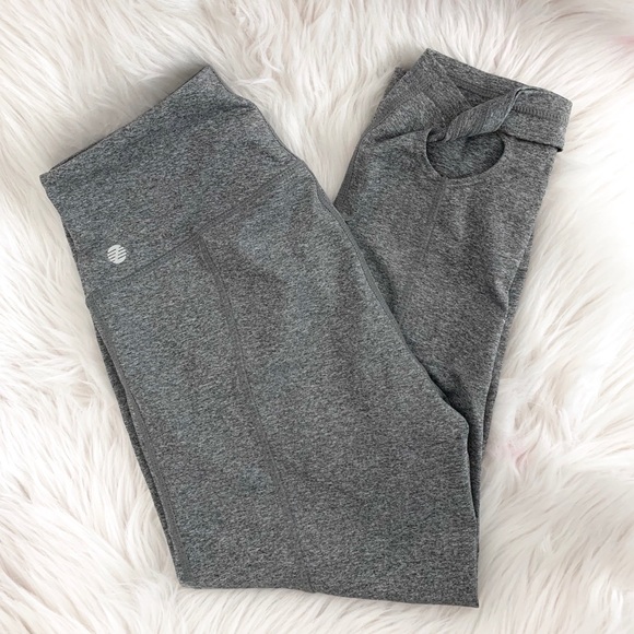 Zella Pants - Zella Heather Gray Twist Capri Leggings